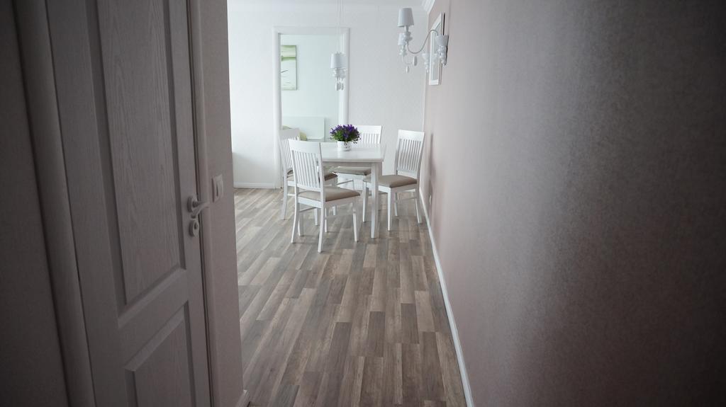 Central Apartament Klaipėda Habitación foto