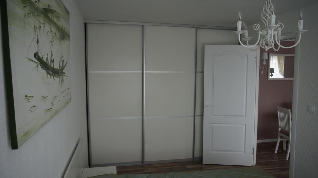 Central Apartament Klaipėda Habitación foto
